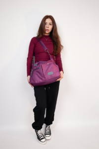 este bolso te permite llevar contigo todo lo que necesitas para tu día a día