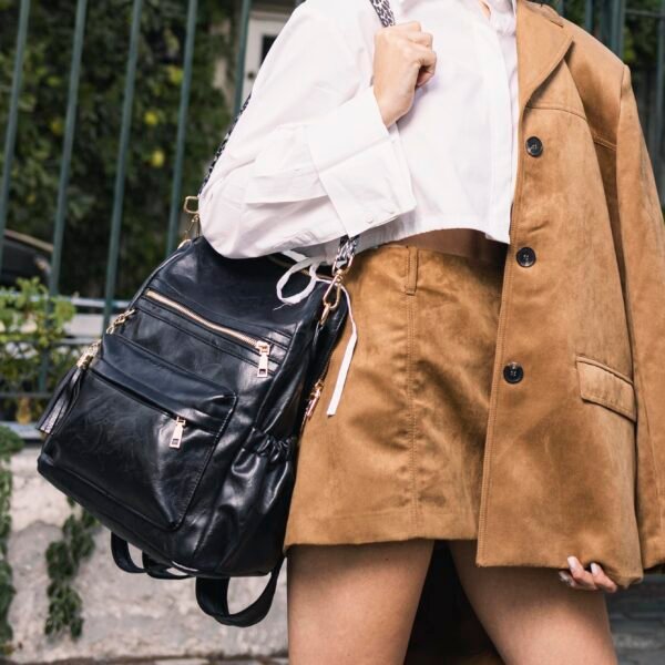 Ideal para cualquier salida urban chic te acompaña